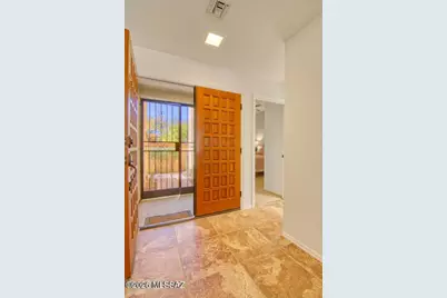 1223 E Camino Diestro, Oro Valley, AZ 85704 - Photo 5