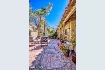1223 E Camino Diestro, Oro Valley, AZ 85704 - Photo 35