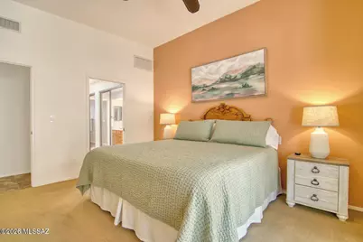 1223 E Camino Diestro, Oro Valley, AZ 85704 - Photo 19