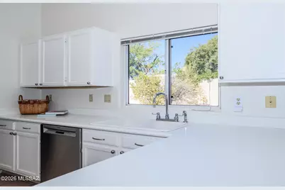 6549 N Shadow Run Drive, Tucson, AZ 85704 - Photo 19