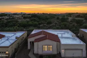 11871 N Potosi Point Dr, Tucson, AZ 85737 - Photo 3