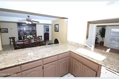 5602 N Camino Del Sol, Tucson, AZ 85718 - Photo 3