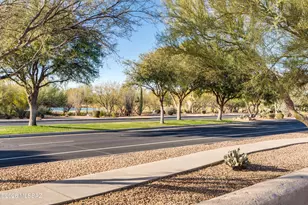 1001 N Desert Deer Ps, Green Valley, AZ 85614 - Photo 25