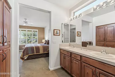 1001 N Desert Deer Ps, Green Valley, AZ 85614 - Photo 13