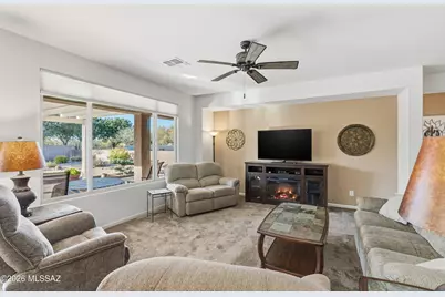 1001 N Desert Deer Ps, Green Valley, AZ 85614 - Photo 5