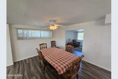 8556 E Kenyon Drive, Tucson, AZ 85710 - Photo 13