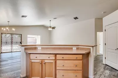 6765 W Copperwood Way, Tucson, AZ 85757 - Photo 5
