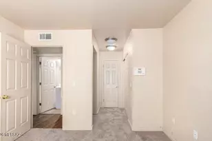 101 S Players Club Dr, Tucson, AZ 85745 - Photo 9