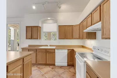 [Address not provided], Oro Valley, AZ 85737 - Photo 9