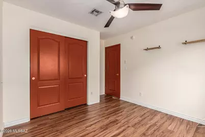 2325 W Silverbell Tree Drive, Tucson, AZ 85745 - Photo 17