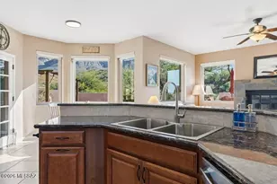 10198 N Carristo Dr, Oro Valley, AZ 85737 - Photo 11