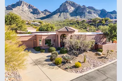 10198 N Carristo Drive, Oro Valley, AZ 85737 - Photo 1