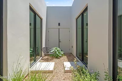 2805 N Bella Terraza Court, Tucson, AZ 85712 - Photo 41