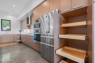 2805 N Bella Terraza Court, Tucson, AZ 85712 - Photo 13