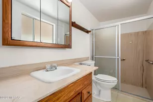 517 N Sarnoff Dr, Tucson, AZ 85710 - Photo 17