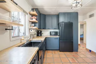 238 E Rodeo Dr, Tucson, AZ 85714 - Photo 11