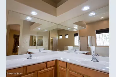 10534 E George Brookbank Place, Tucson, AZ 85747 - Photo 13