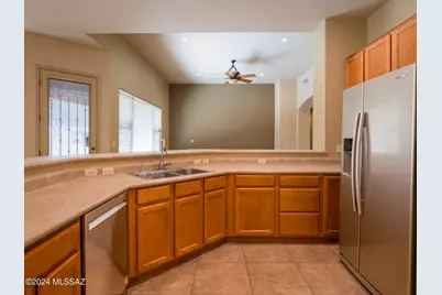 10534 E George Brookbank Place, Tucson, AZ 85747 - Photo 7