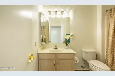 1942 W Amblemorn Drive, Green Valley, AZ 85622 - Photo 17