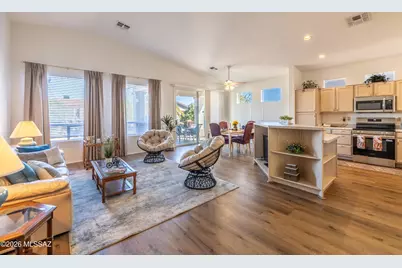 1942 W Amblemorn Drive, Green Valley, AZ 85622 - Photo 5