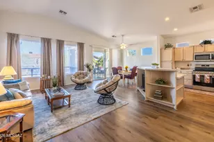 1942 W Amblemorn Dr, Green Valley, AZ 85622 - Photo 5