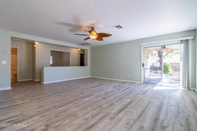 7753 W Oak Stream Road, Tucson, AZ 85743 - Photo 11