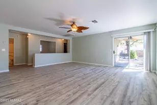 7753 W Oak Stream Rd, Tucson, AZ 85743 - Photo 11