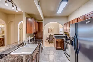 2550 E River Rd, Tucson, AZ 85718 - Photo 9