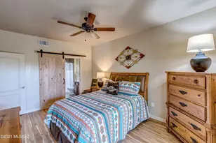 2550 E River Rd, Tucson, AZ 85718 - Photo 17