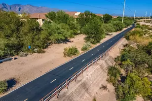 2550 E River Rd, Tucson, AZ 85718 - Photo 3