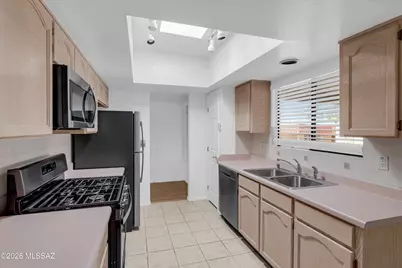 236 E Calle Turquesa, Oro Valley, AZ 85704 - Photo 7