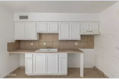 1604 N 9th, Tucson, AZ 85705 - Photo 17