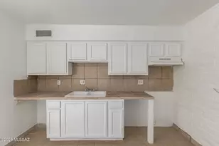 1604 N 9th, Tucson, AZ 85705 - Photo 17