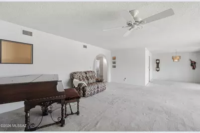 615 W Continental Road, Green Valley, AZ 85622 - Photo 11