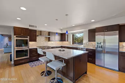 2301 E Greenlee Road, Tucson, AZ 85719 - Photo 15