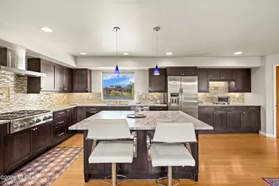 2301 E Greenlee Road, Tucson, AZ 85719 - Photo 13