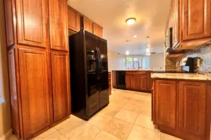 5675 N Camino Esplendora, Tucson, AZ 85718 - Photo 11