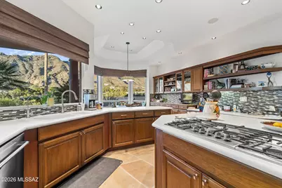 4910 E Mission Hill Drive, Tucson, AZ 85718 - Photo 9