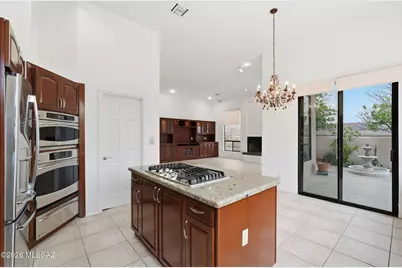6520 N Regal Manor Drive, Tucson, AZ 85750 - Photo 17