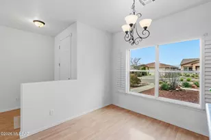 10252 E Wasp Spring Dr, Tucson, AZ 85748 - Photo 9