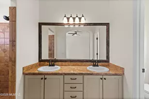 10060 N Ironwood Oasis Pl, Tucson, AZ 85742 - Photo 33