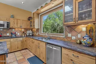 2342 Balderrain Ln, Tubac, AZ 85646 - Photo 11