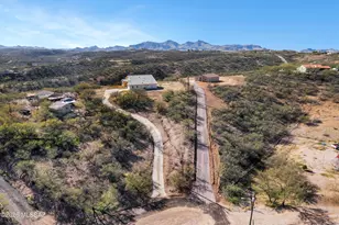 1024 Camarosa Ct, Rio Rico, AZ 85648 - Photo 5