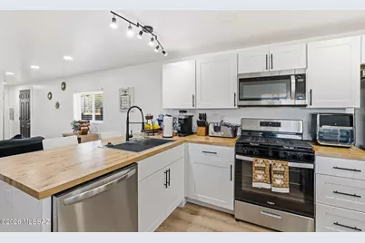 6737 S Fallon Place, Tucson, AZ 85757 - Photo 19