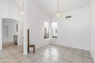 2315 E Bonita Canyon Dr, Green Valley, AZ 85614 - Photo 13