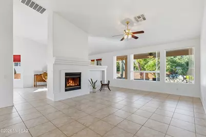 2315 E Bonita Canyon Drive, Green Valley, AZ 85614 - Photo 9