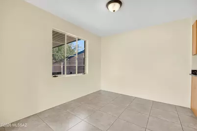 702 N Irving Circle, Tucson, AZ 85711 - Photo 13