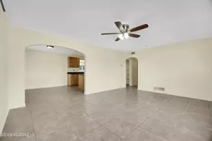 702 N Irving Cir, Tucson, AZ 85711 - Photo 11