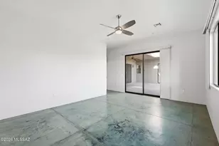 648 E Canyon Rock Rd, Green Valley, AZ 85614 - Photo 13