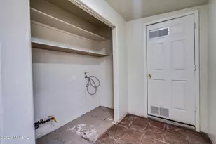 5709 E 35th St, Tucson, AZ 85711 - Photo 17